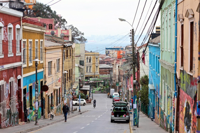 3hr Food Crawl in Valparaíso Markets Hills & Coastal Flavors