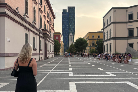 Tirana : Visite guidée à pied gratuite