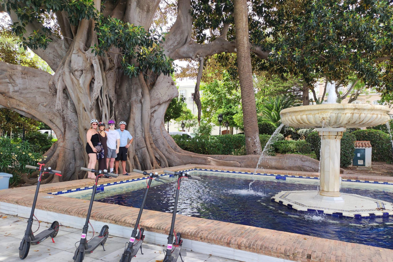 Cadiz: 1.45H Guided Segway/eScooters/EBikes for Big Groups Cadiz: 1.5H Private Guided Segway/eScooters/EBikes
