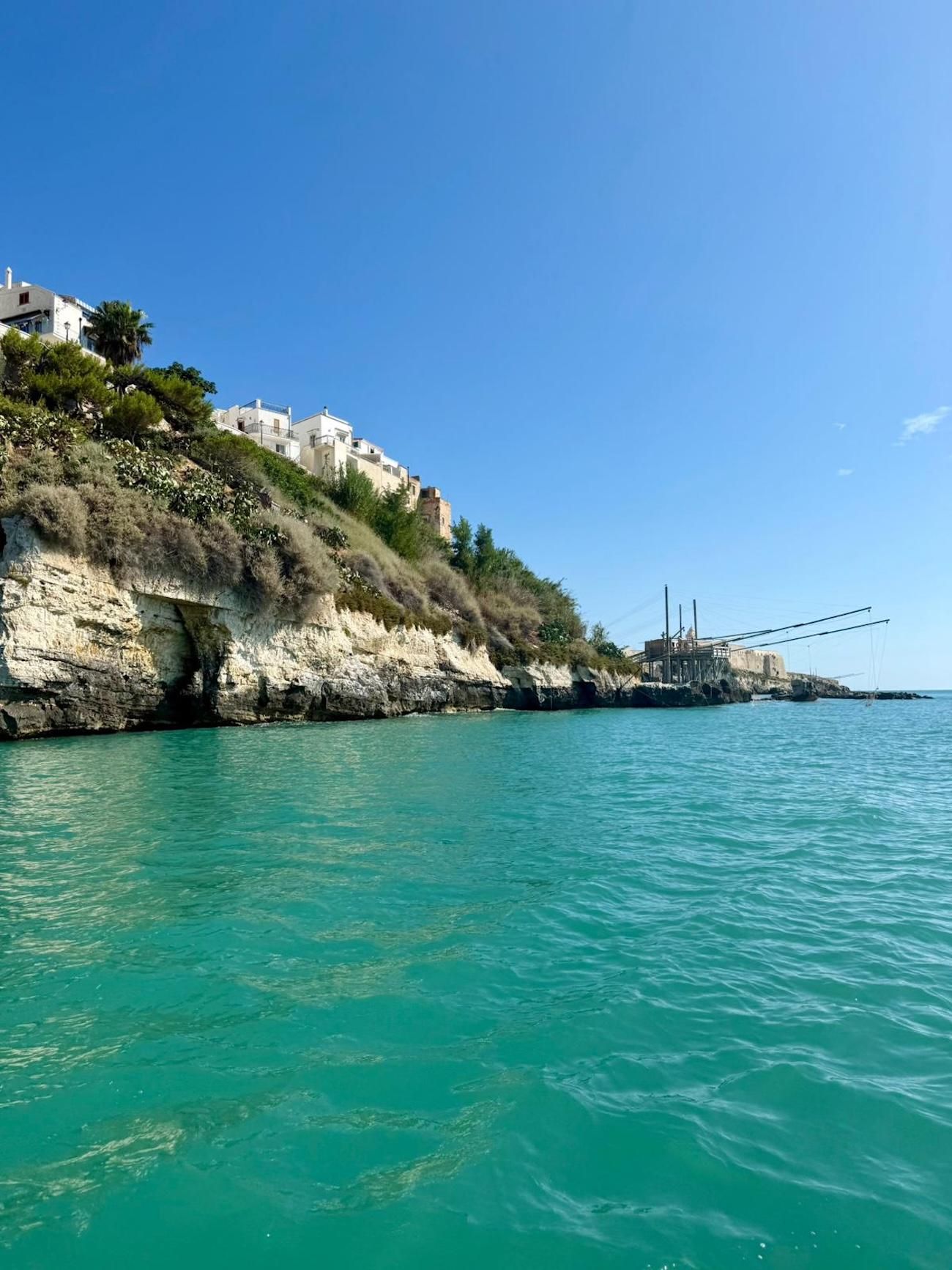 Von Bari zum Gargano: Küstenausflug mit dem Boot und Zwischenstopp in Vieste