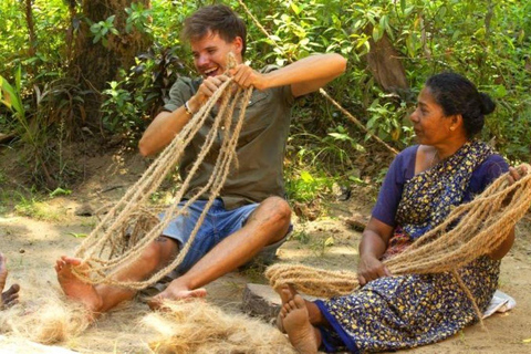 Cochin Backwaters Tour: Eco Boat Ride & Traditional Lunch