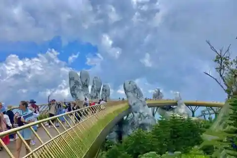 BaNa Hills & Golden Bridge - całodniowa wycieczka grupowa z HoiAn/DN