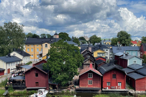 Privat Medeltida Borgå med bil från HelsingforsPrivat från Helsingfors till medeltida Borgå med bil