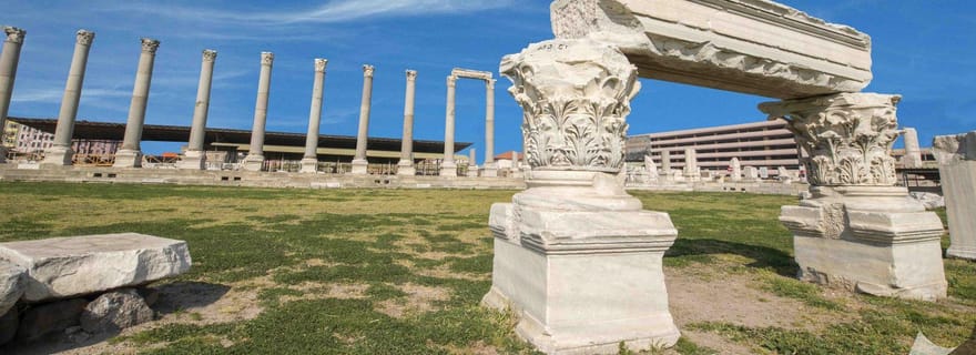 Depuis le port d'Izmir : visite de la ville d'Izmir - Couleurs d'Izmir