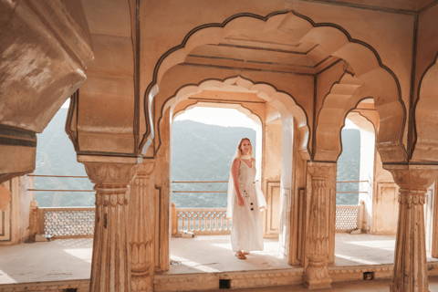 Jaipur: Amber Fort en Shopping Tour met gids en AC auto