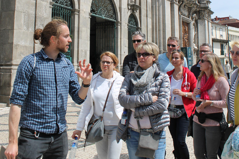 Tour de la ciudad descubre el centro de Oporto en alemán (máximo 12 pax)