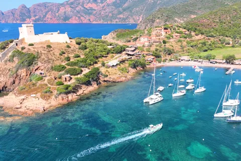 Ile Rousse : Scandola and Girolata