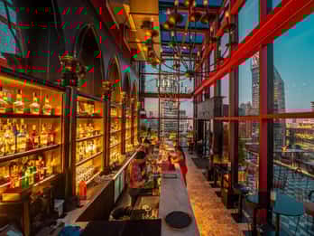 Bangkok : Mojjo Rooftop Lounge & Bar - Forfait restauration et boissons