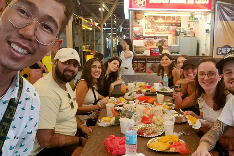 سيبو: جولة طعام في سوق الكربون وحانات مع جولة بسيارة جيبنيسيبو: جولة طعام في سوق الكربون وحانات مع ر