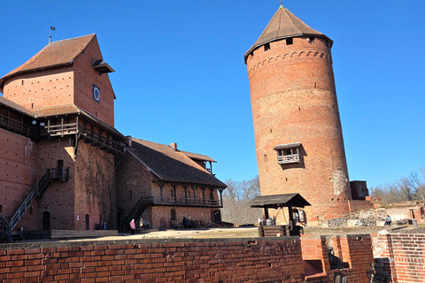 From Riga: Turaida & Sigulda Day Trip with Guide