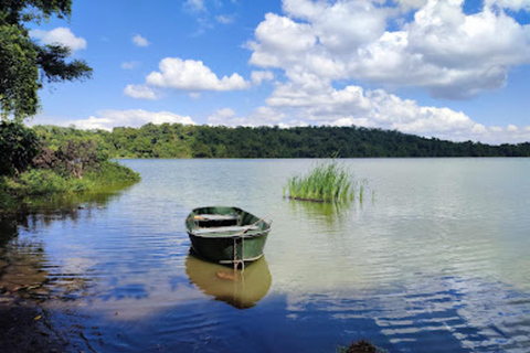 Arusha : promenade guidée au lac Duluti, canoë et pique-nique