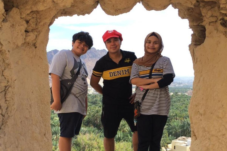 Muscat: Green Mountain with Castle, Fossil & Villages Tour