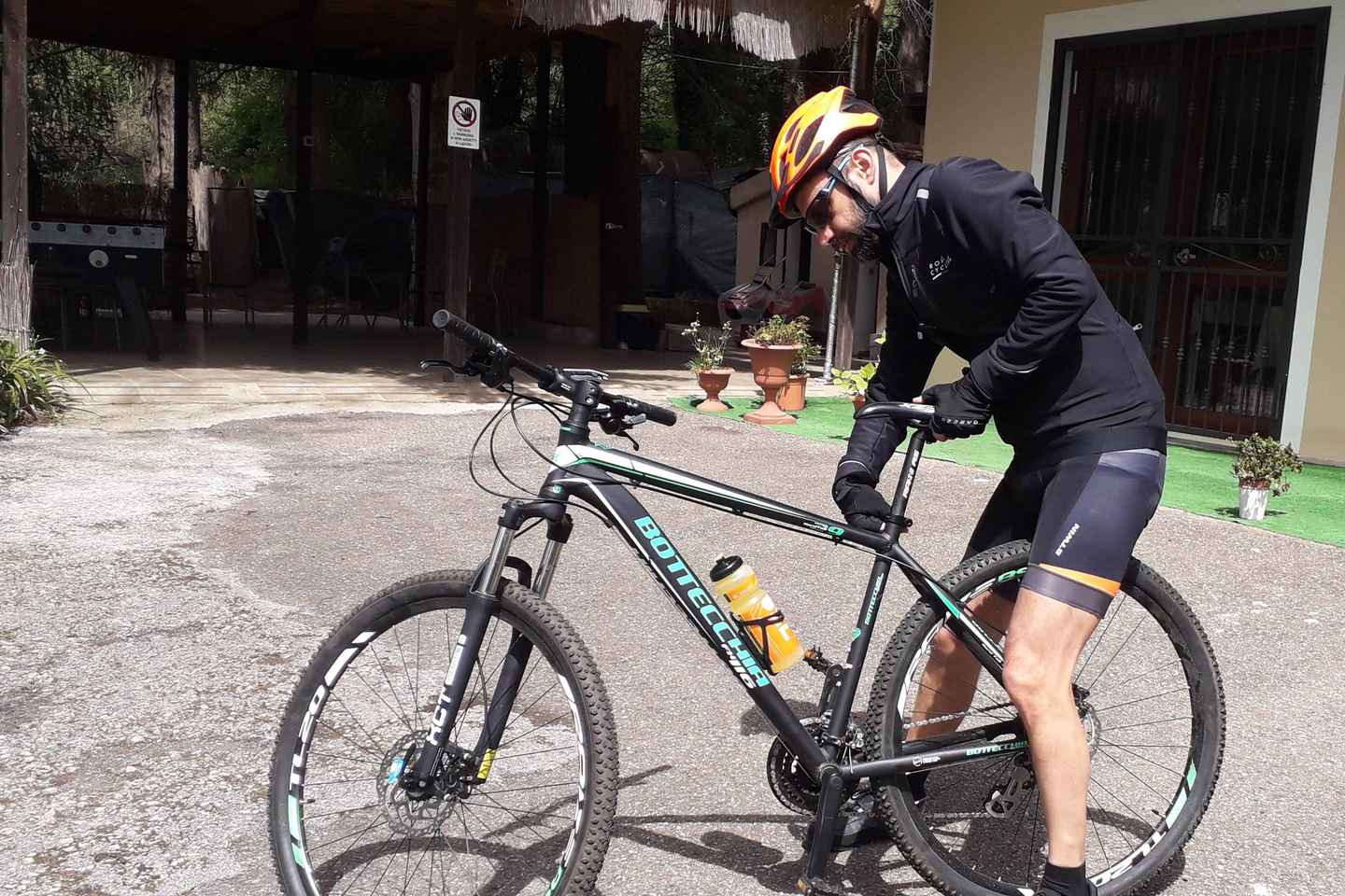 Monticchio: Noleggio MTB per Esplorare Laghi e Oasi Naturale