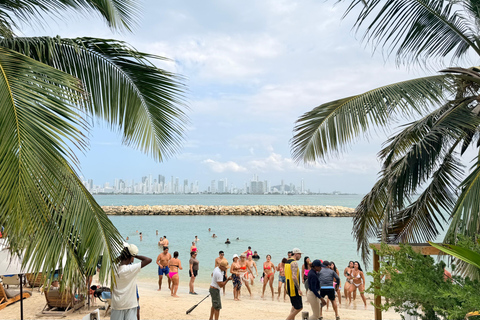 Cartagena: Palmarito Beach Day Trip with Lunch & Drinks