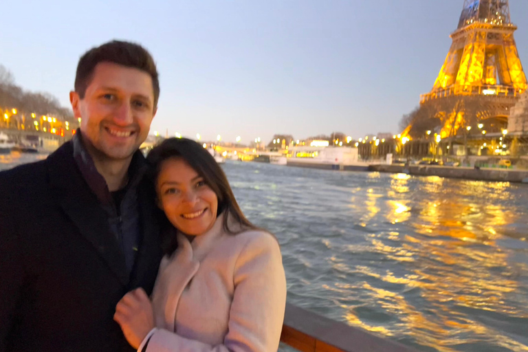 Paris: Illuminated Seine Night Cruise from the Eiffel Tower Paris: Illuminated Seine River Night Cruise & Free Postcard