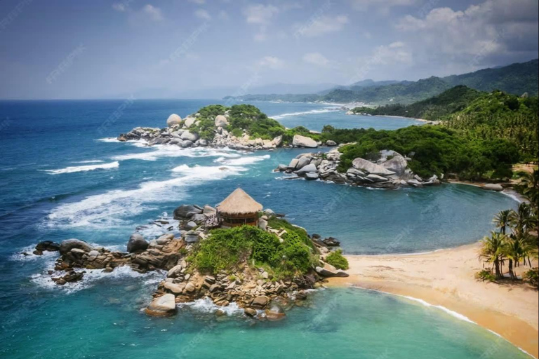 Cartagena – Tayrona Park: 2 days + Glamping + 7 beaches + Transportation