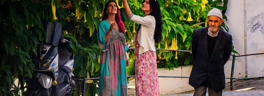 Tarifa : excursion d'une journée à Tanger en ferry avec service VIP exclusif