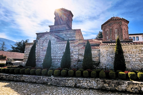 De Tirana/Durres : le lac Ohrid en Macédoine du Nord et en Albanie