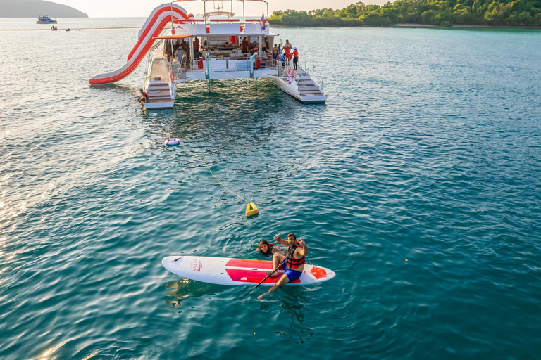 Pattaya: excursión de un día a 2 islas en catamarán con almuerzo