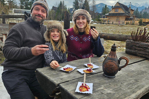 Zakopane: Tatra Mountains Tour with Tank Paintball & Cheese