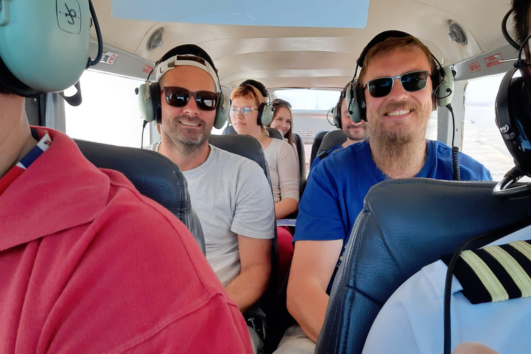 Lima: Sobrevuelo a las Lineas de Nasca - Sandbording buggy tour Huacachina