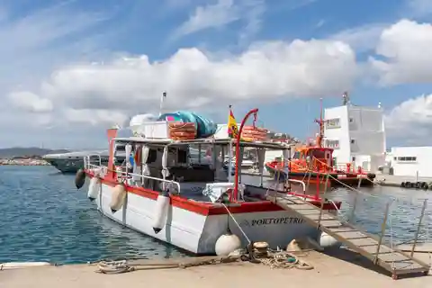 Von Ibiza aus: Bootstour nach Formentera mit optionaler Paella