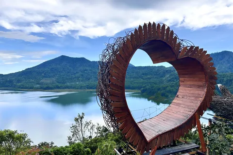 Bali: Wanagiri, Banyumala Twin Waterfall, Ulun Danu Bratan