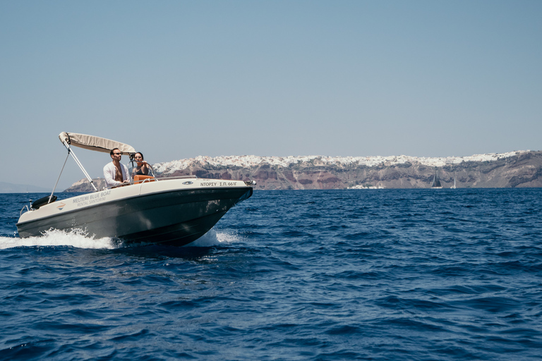 Santorini: License Free, Luxurious Small Boat RentalClassy Half Day trip with Brand New Boat 4,99m