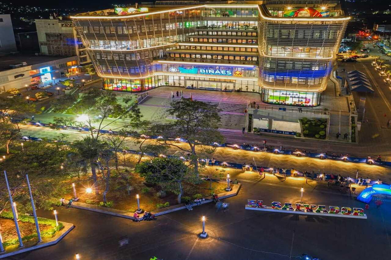 San Salvador: Zachód słońca nad Puerta del Diablo i historyczne centrum miastaSan Salvador: Zachód słońca nad Bramą Diabła i historycznym centrum miasta