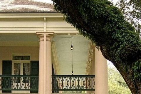 New Orleans: Oak Alley Plantation Tour and Transportation New Orleans: Oak Alley Plantation Tour