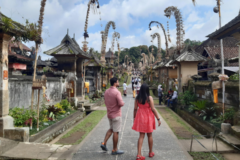 Bali: Penglipuran Village, Waterfall, and Night Market Tour