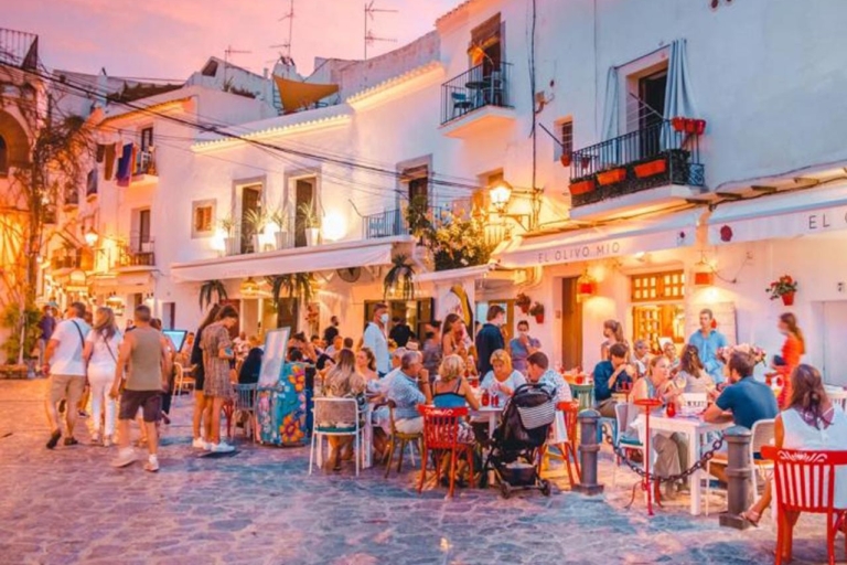 IBIZA : Casco Antiguo Guiado con un localVisita a la ciudad vieja de Ibiza con punto de encuentro