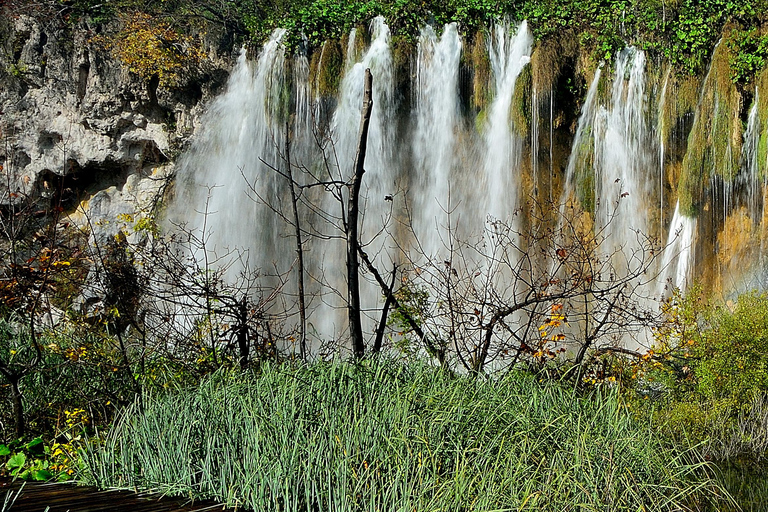 From Zadar: Plitvice Lakes Guided Day Tour and Boat Ride From Zadar: Plitvice Lakes Day Tour, Simply and Safe Tour