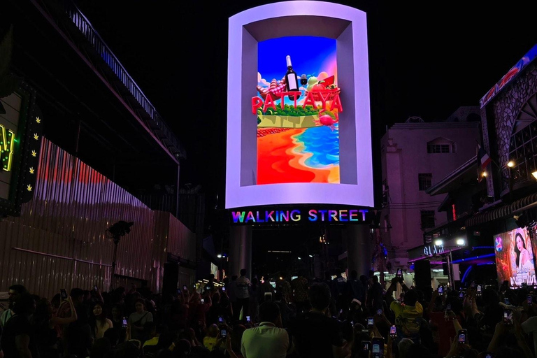芭堤雅：夜生活之旅（含屋顶酒吧和步行街）Pattaya: Nightlife Tour with Rooftop Bar &amp; Walking Street