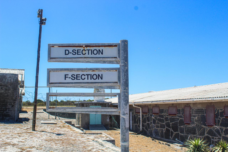 Cape Town:Robben Island Guided Tour, Skip the Ticketing LineKapstadt:Robben Island Führung, Skip the Ticketing Line