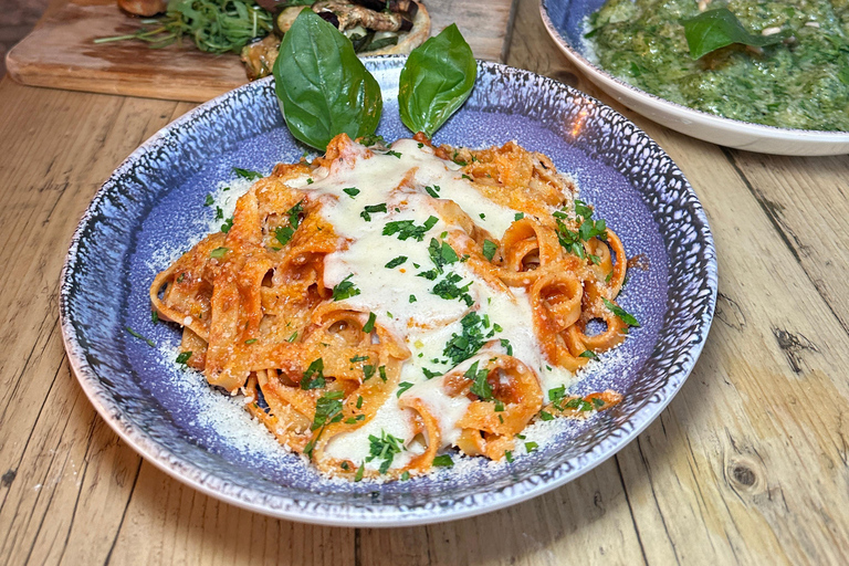 Manchester: Sicilian 3-Course Meal with Bottomless Wine