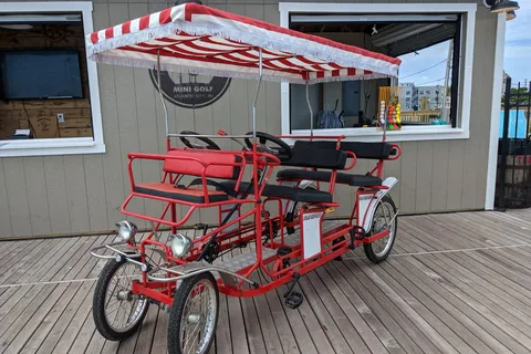 Atlantic City: Alquiler de bicicletas Surrey