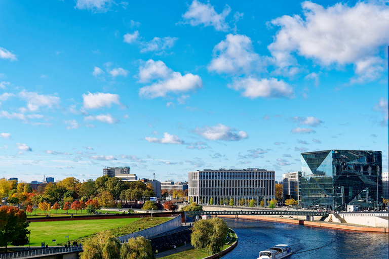 Berlin: Private Photo Session Tour