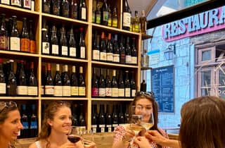 Nizza: Geführter Rundgang mit Weinprobe und Lebensmittelverkostung