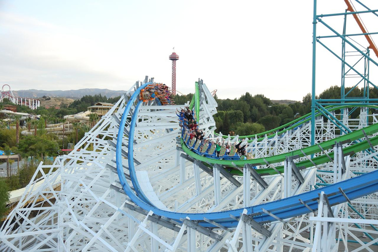 Los Angeles: Six Flags Magic Mountain Any-Day Entry Ticket Six Flags: Magic Mountain Good Any Day Ticket