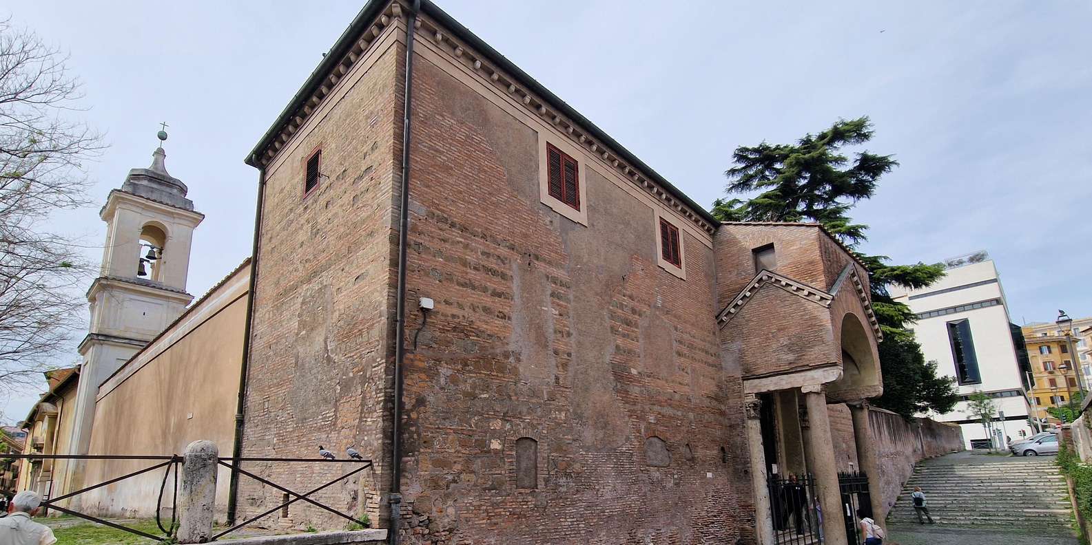Rome: Crypts and Catacombs - The Darker side of Rome Tour