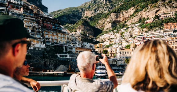 Von Rom aus: Tagestour Sorrent, Positano und Amalfiküste