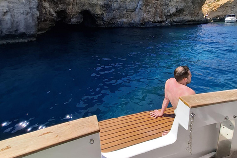 Comino in Comfort - Private Boat charter from Gozo/Cirkewwa