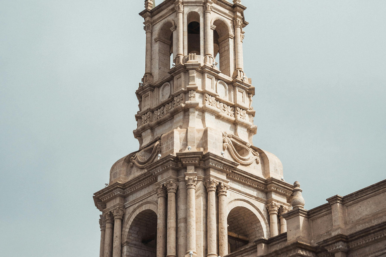 Pisco Sour Experience &amp; Stunning Views of Arequipa