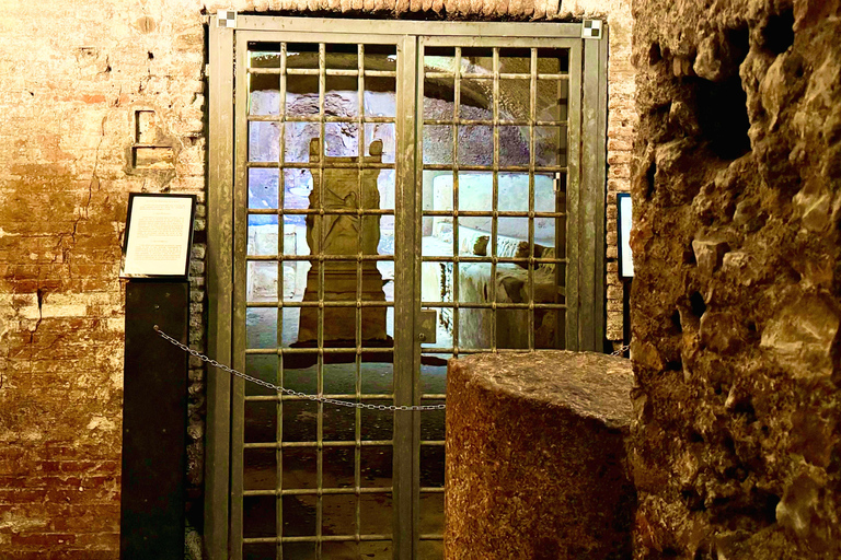 Rome's Hidden Underground Excavations & Colosseum Tour