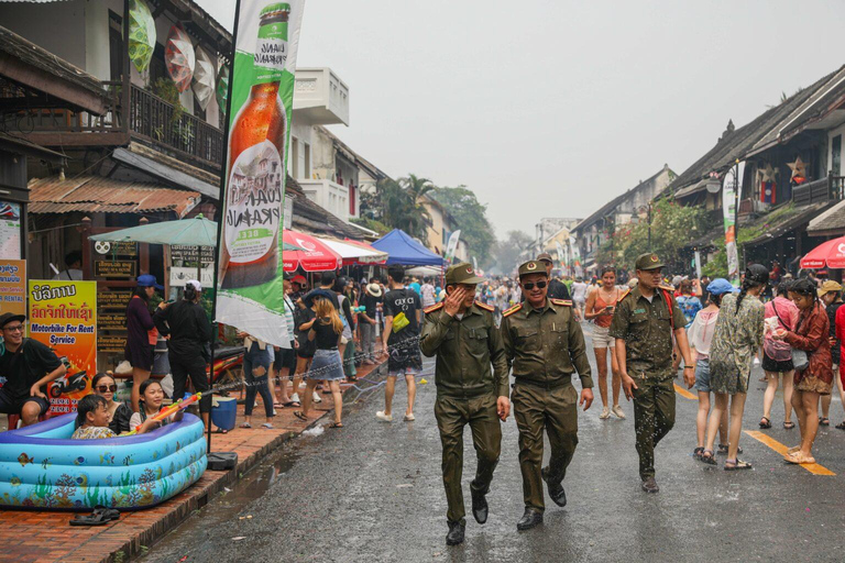 Vanuit Chiang Rai: Luang Prabang met de slaapbusBus Chiang Rai naar Luang Prabang