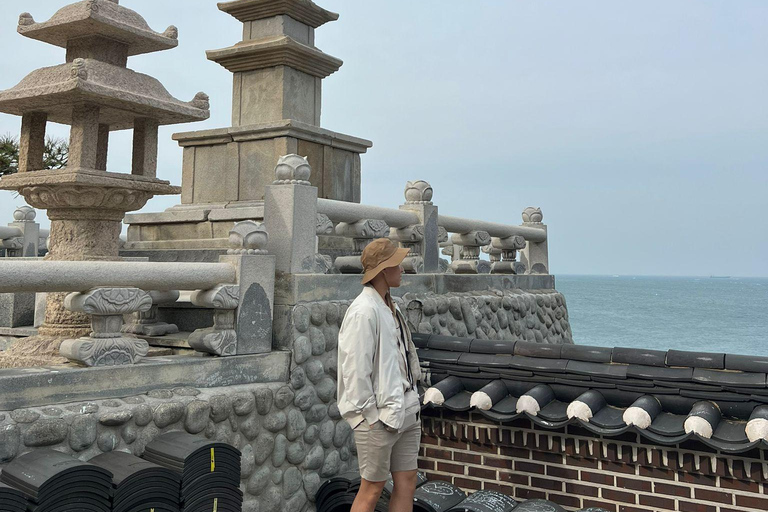 Busan: Top Attractions Tour for Cruise Guests For Busan Cruise Guest Highlight Top Attraction Group Tour