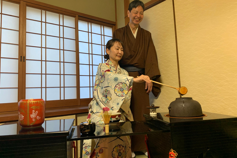 Kyoto: Casual Tea Ceremony Experience nearby Kiyomizu Temple