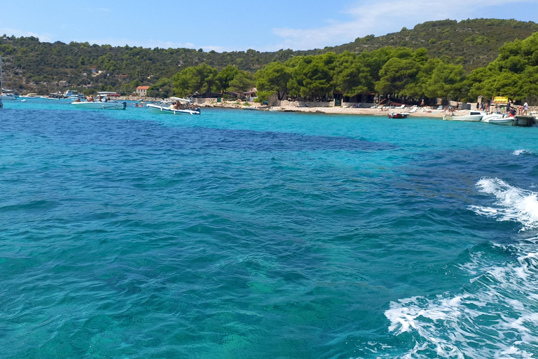 Blue lagoon with a speed boat water and towels included Blue lagoon with a speed boat, water & wine