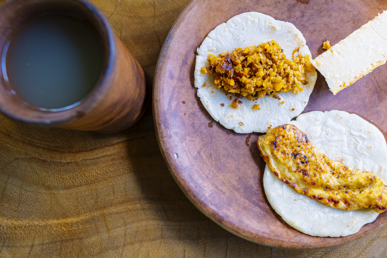 لا فورتونا: جولة الكسلان في متنزه بركان أرينال ووجبة خفيفة محلية